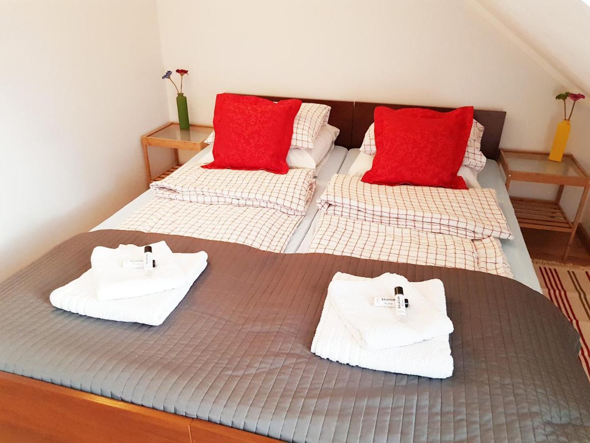 Balaton Rowy Bed & Breakfast Rowy  Exterior photo